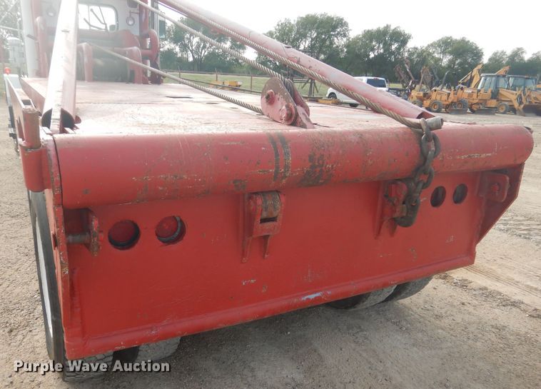 image for item DD0323 1981 Autocar  winch truck