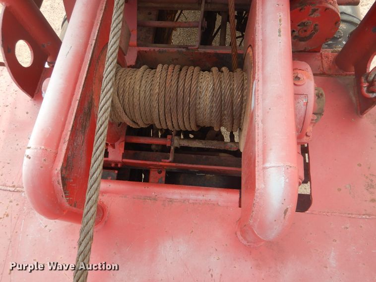 image for item DD0323 1981 Autocar  winch truck
