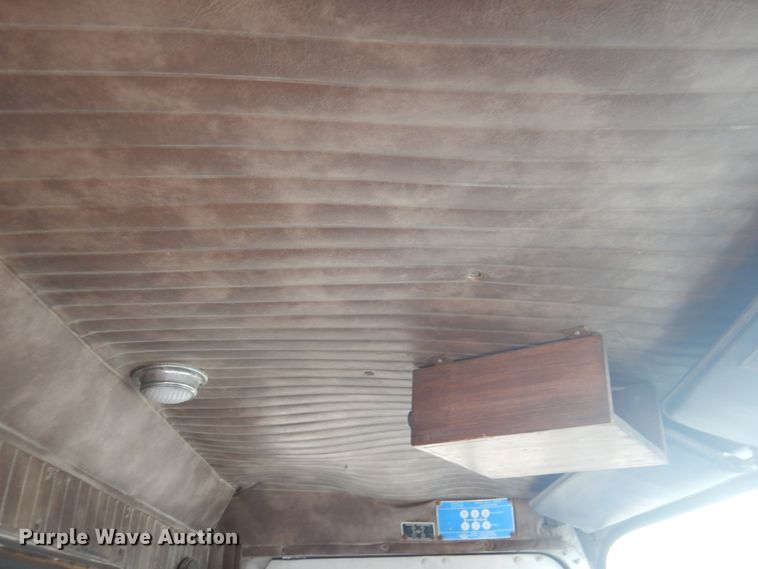 image for item DD0323 1981 Autocar  winch truck