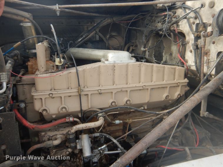 image for item DD0323 1981 Autocar  winch truck