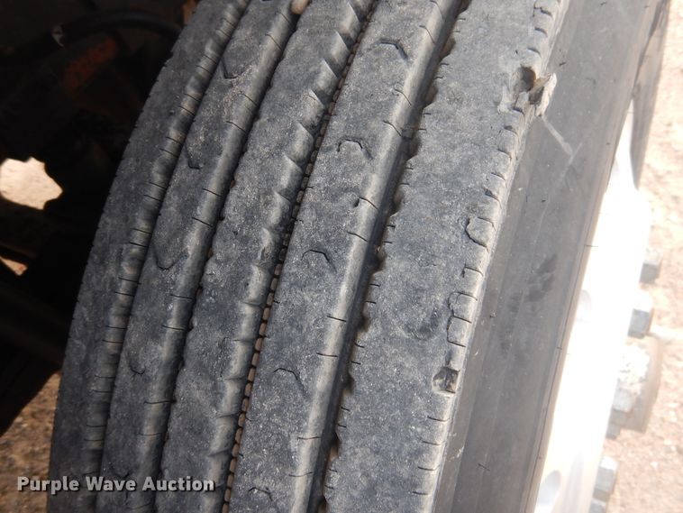 image for item DD0323 1981 Autocar  winch truck