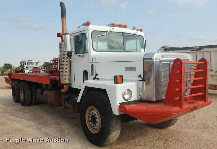 image for item DD0324 1979 International F5070  winch truck