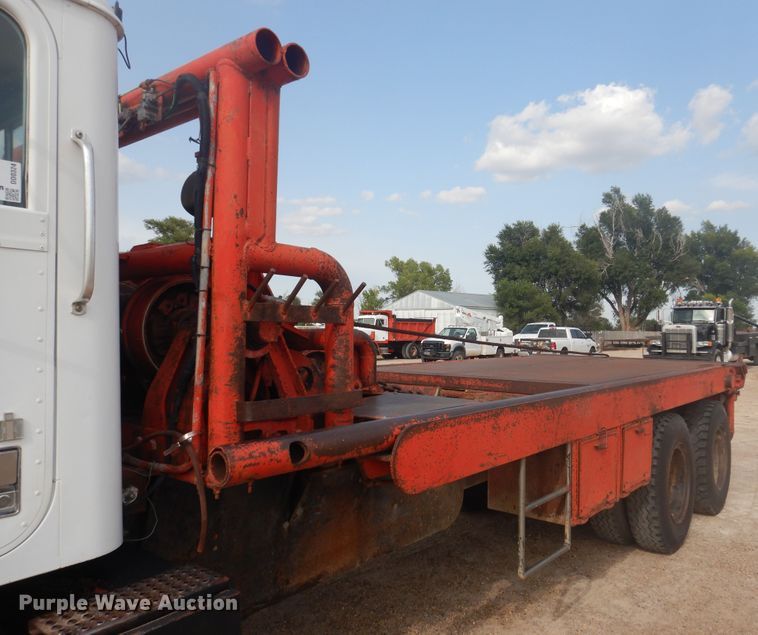 image for item DD0324 1979 International F5070  winch truck