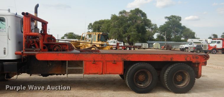 image for item DD0324 1979 International F5070  winch truck