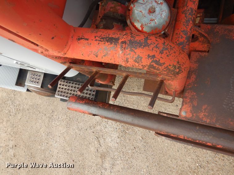 image for item DD0324 1979 International F5070  winch truck