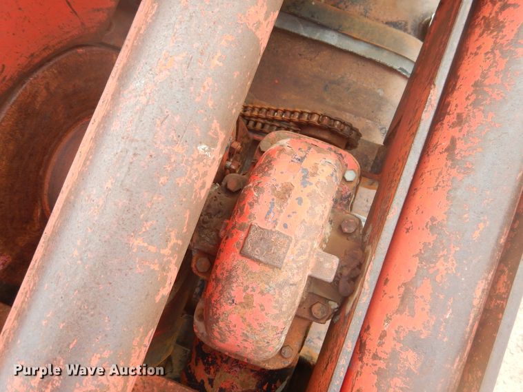 image for item DD0324 1979 International F5070  winch truck