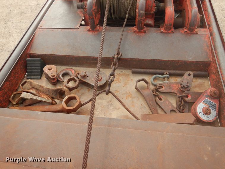 image for item DD0324 1979 International F5070  winch truck