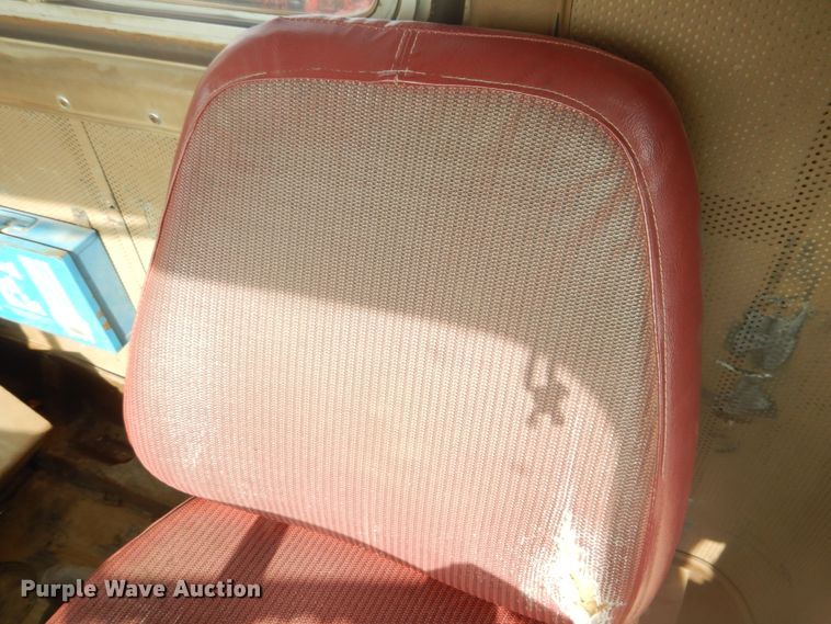 image for item DD0324 1979 International F5070  winch truck