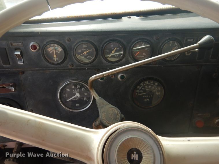 image for item DD0324 1979 International F5070  winch truck