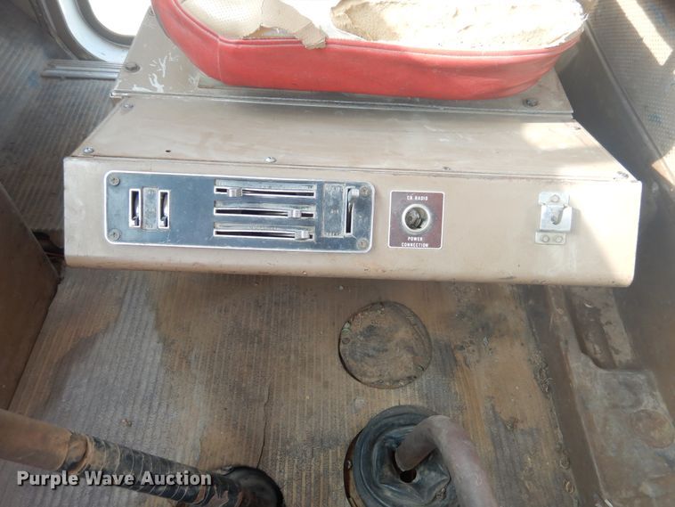 image for item DD0324 1979 International F5070  winch truck