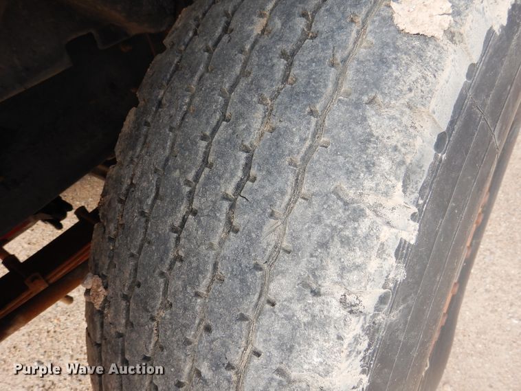 image for item DD0324 1979 International F5070  winch truck