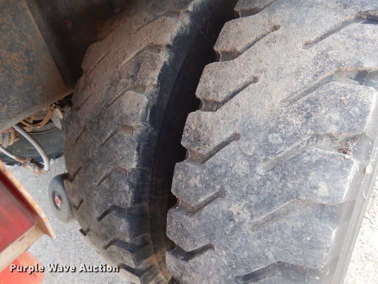 image for item DD0324 1979 International F5070  winch truck