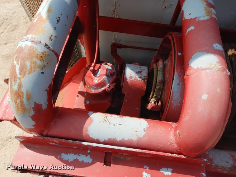 image for item DD0325 1981 Peterbilt 359  winch truck