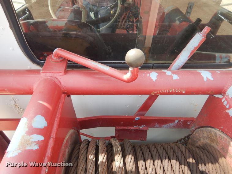 image for item DD0325 1981 Peterbilt 359  winch truck