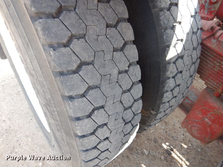 image for item DD0325 1981 Peterbilt 359  winch truck