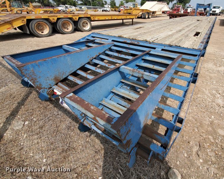 image for item DD0329 1996 J-Rod equipment trailer