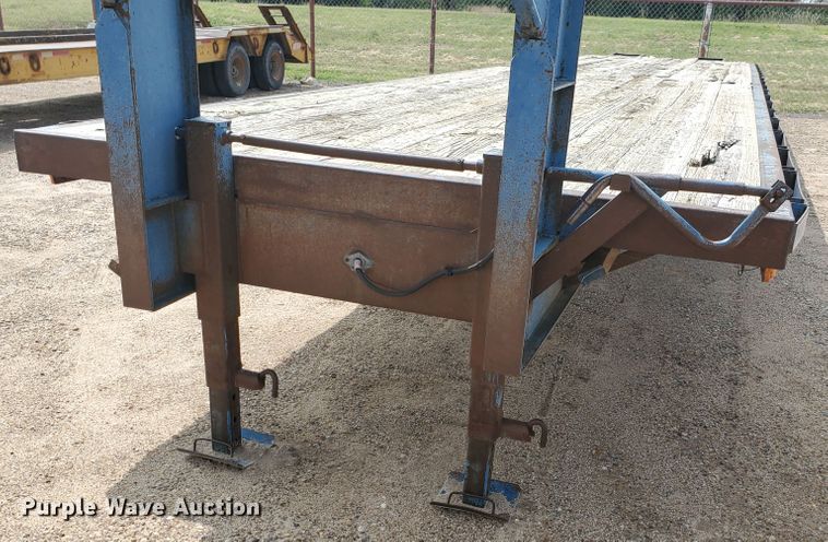 image for item DD0329 1996 J-Rod equipment trailer