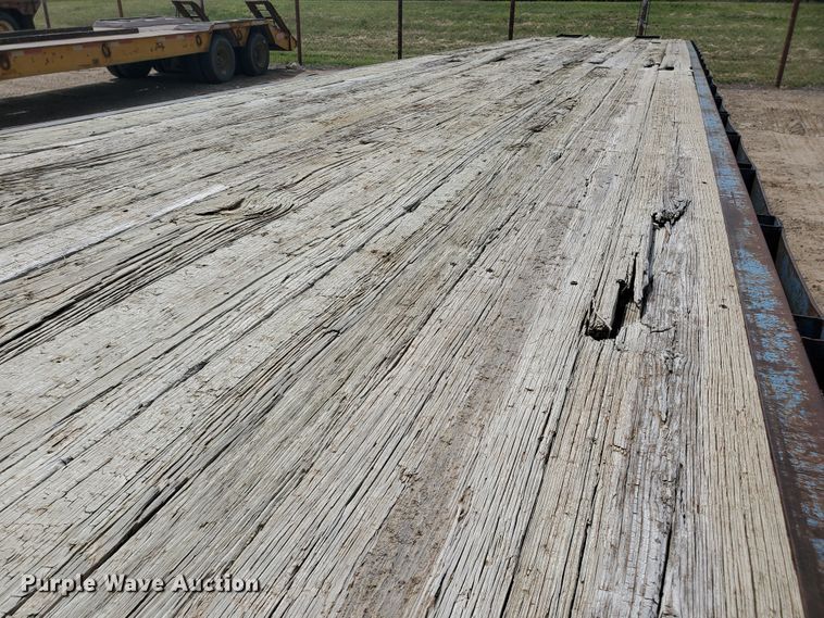 image for item DD0329 1996 J-Rod equipment trailer