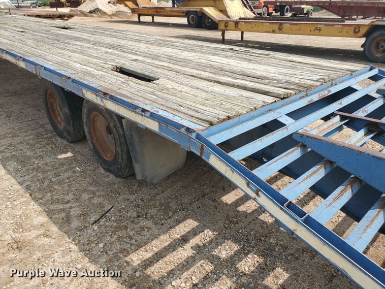 image for item DD0329 1996 J-Rod equipment trailer