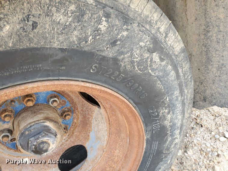 image for item DD0329 1996 J-Rod equipment trailer