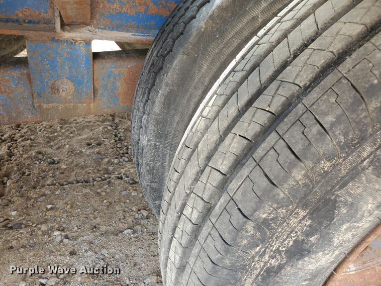 image for item DD0329 1996 J-Rod equipment trailer