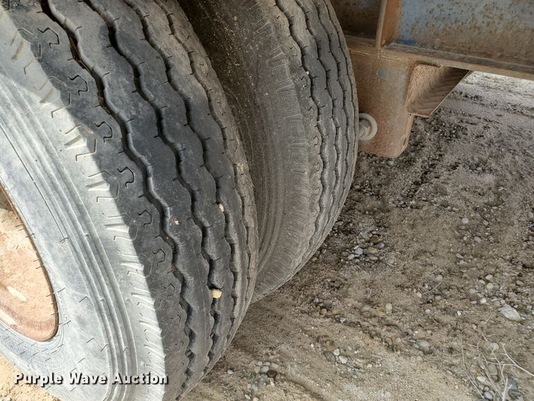 image for item DD0329 1996 J-Rod equipment trailer