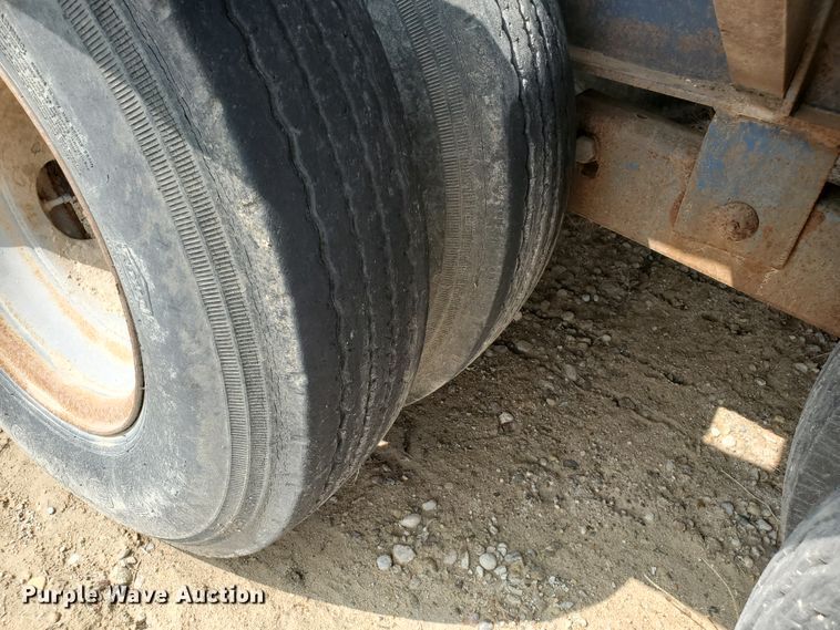 image for item DD0329 1996 J-Rod equipment trailer