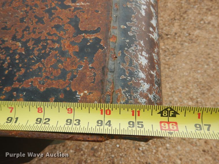 image for item DD0332 2007 Chevrolet Silverado 3500HD  flatbed pickup truck