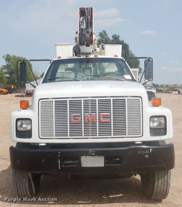 image for item DD0337 1993 GMC TopKick C6500  bucket truck