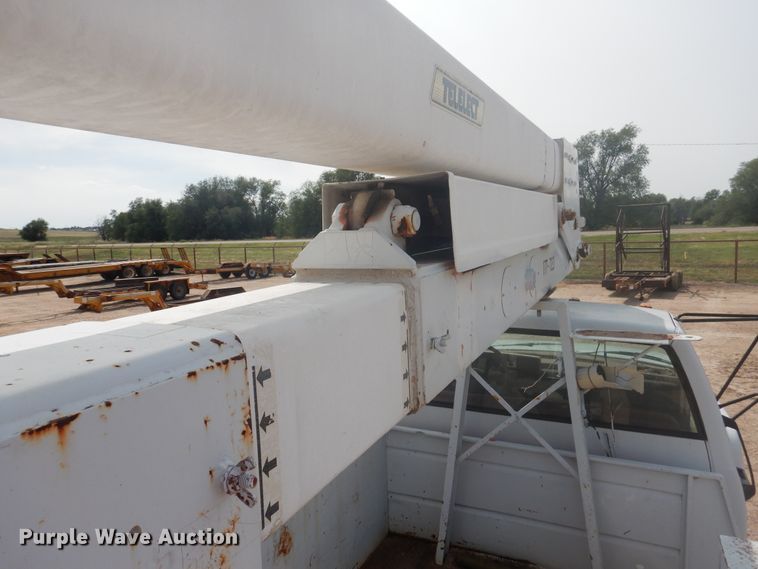 image for item DD0337 1993 GMC TopKick C6500  bucket truck