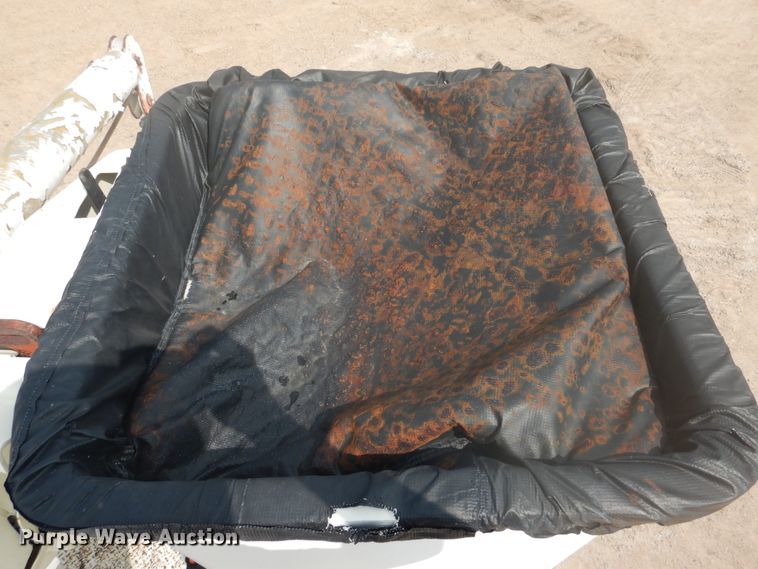 image for item DD0337 1993 GMC TopKick C6500  bucket truck