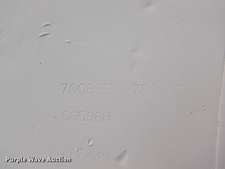 image for item DD0337 1993 GMC TopKick C6500  bucket truck