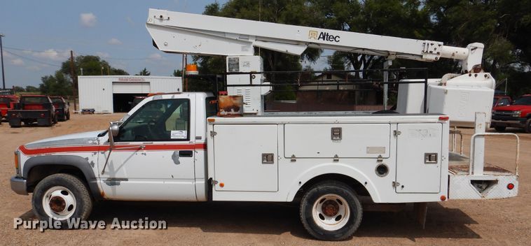 image for item DD0345 1995 Chevrolet C3500  bucket truck