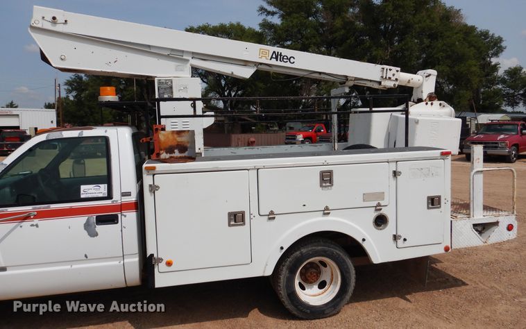image for item DD0345 1995 Chevrolet C3500  bucket truck
