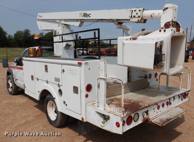 image for item DD0345 1995 Chevrolet C3500  bucket truck