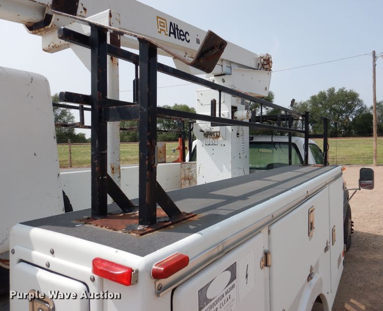image for item DD0345 1995 Chevrolet C3500  bucket truck