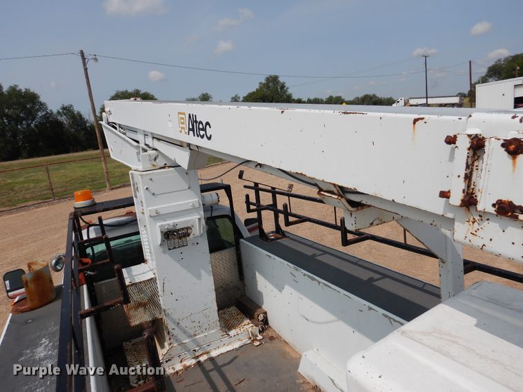 image for item DD0345 1995 Chevrolet C3500  bucket truck