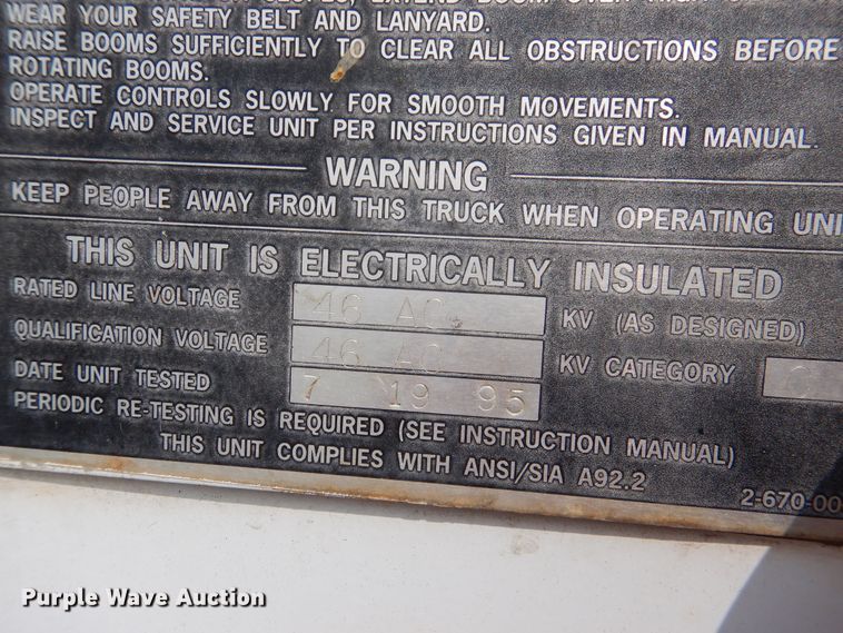 image for item DD0345 1995 Chevrolet C3500  bucket truck