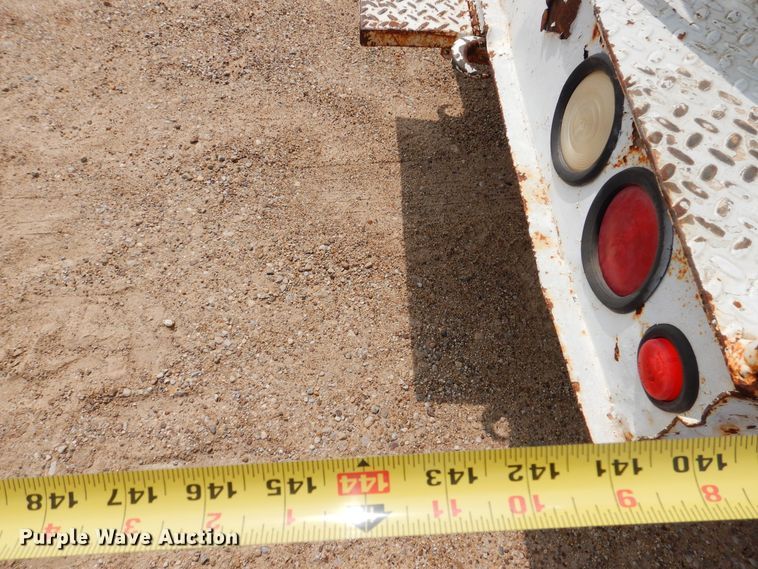 image for item DD0345 1995 Chevrolet C3500  bucket truck