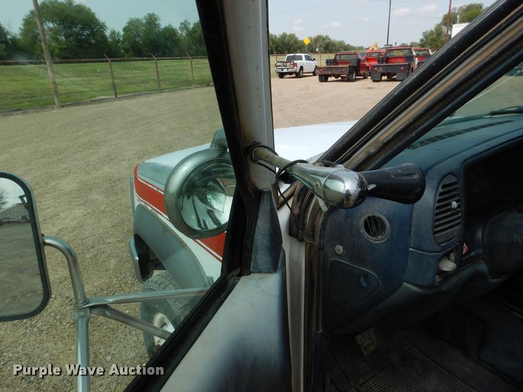 image for item DD0345 1995 Chevrolet C3500  bucket truck