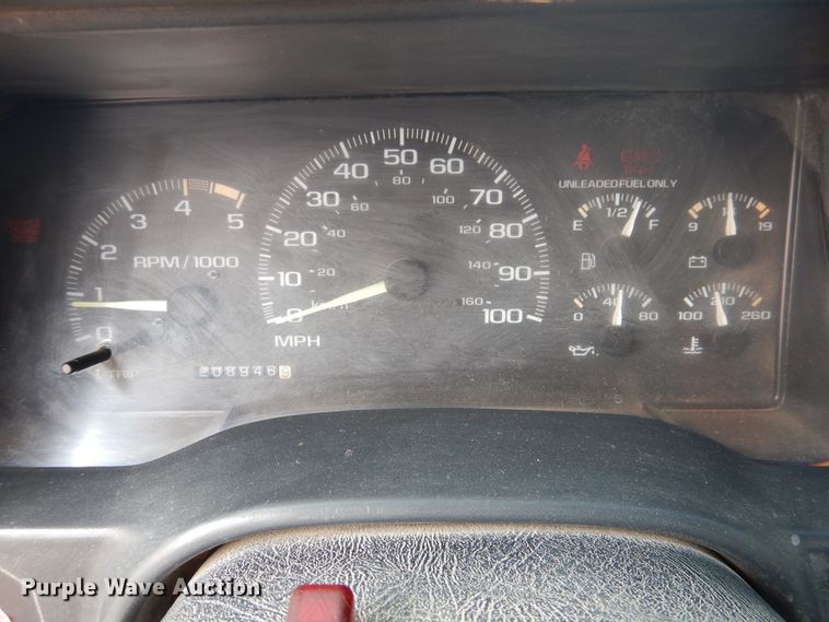 image for item DD0345 1995 Chevrolet C3500  bucket truck