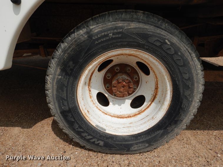 image for item DD0345 1995 Chevrolet C3500  bucket truck