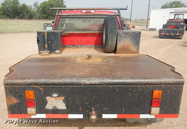 image for item DD0348 2007 Chevrolet Silverado 3500HD  flatbed pickup truck