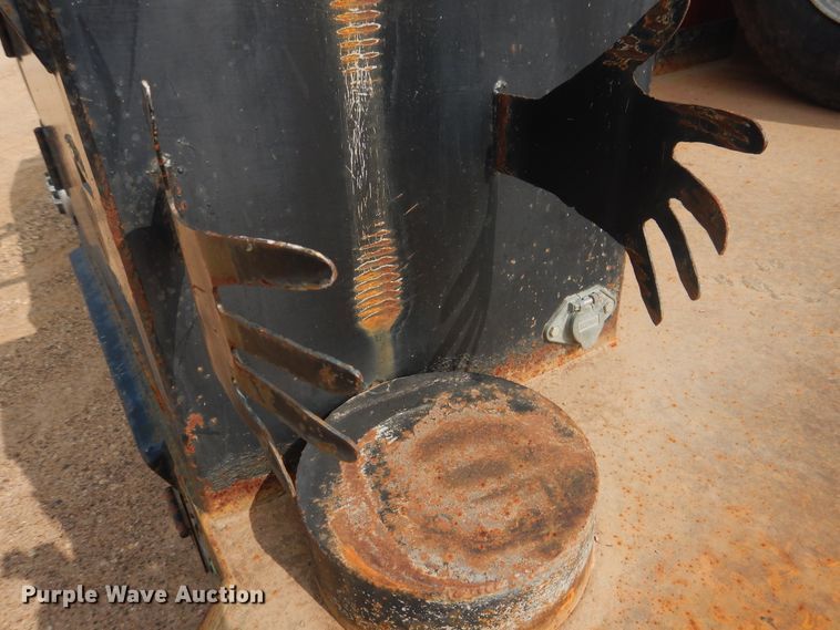 image for item DD0348 2007 Chevrolet Silverado 3500HD  flatbed pickup truck