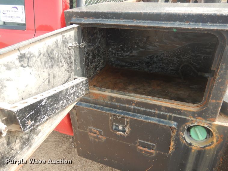 image for item DD0348 2007 Chevrolet Silverado 3500HD  flatbed pickup truck