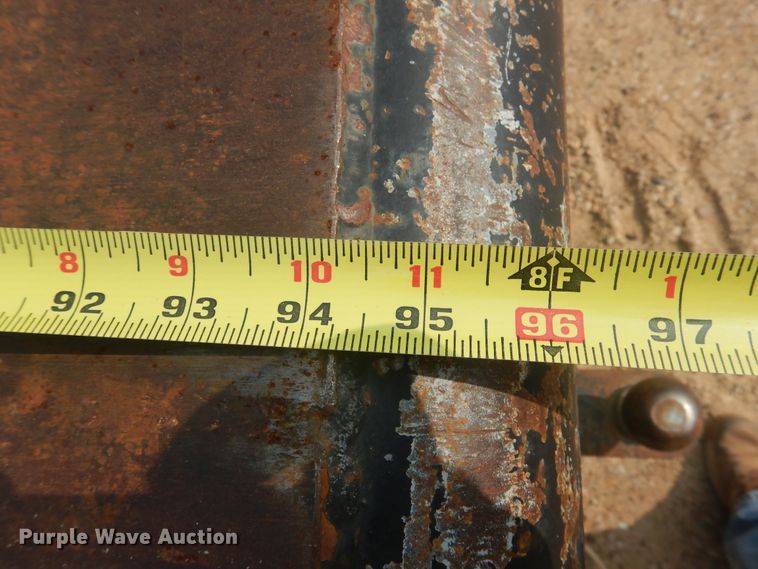 image for item DD0348 2007 Chevrolet Silverado 3500HD  flatbed pickup truck