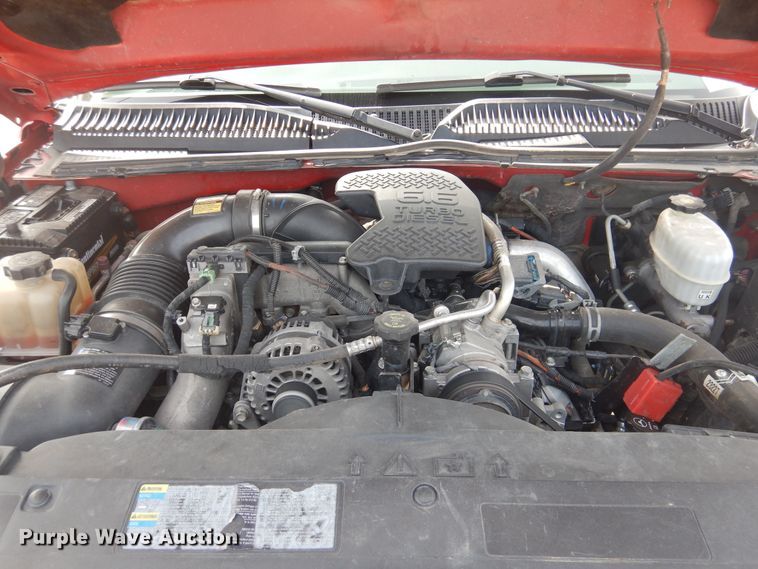 image for item DD0348 2007 Chevrolet Silverado 3500HD  flatbed pickup truck