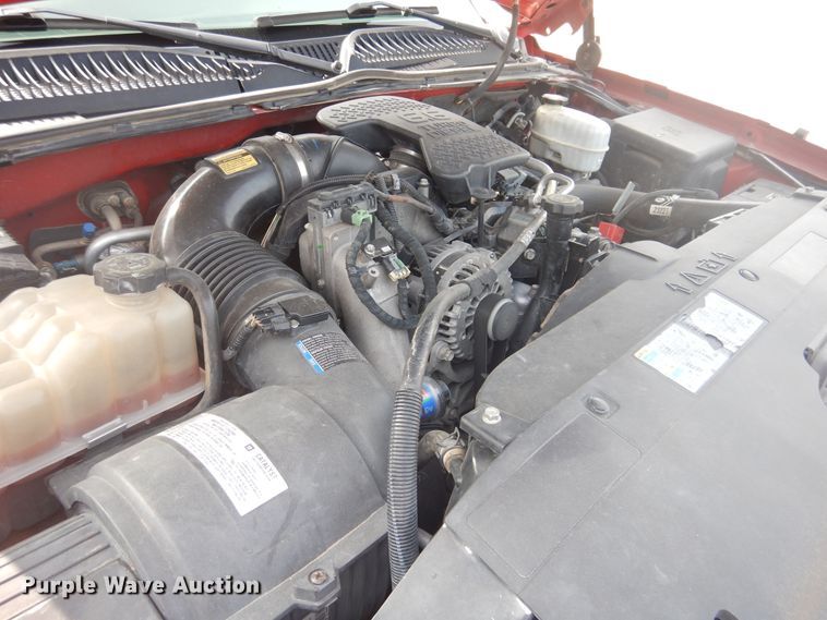 image for item DD0348 2007 Chevrolet Silverado 3500HD  flatbed pickup truck