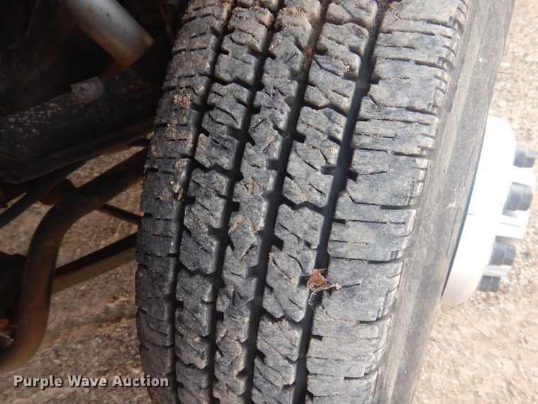 image for item DD0348 2007 Chevrolet Silverado 3500HD  flatbed pickup truck