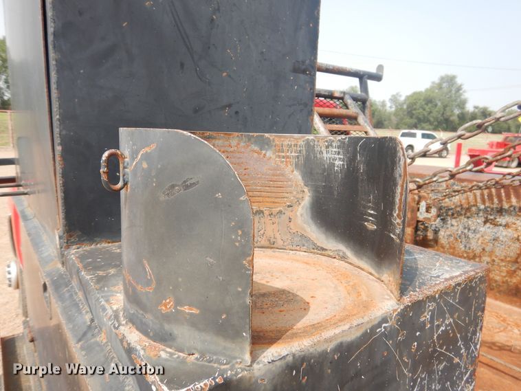 image for item DD0349 2007 Chevrolet Silverado 3500HD  winch truck